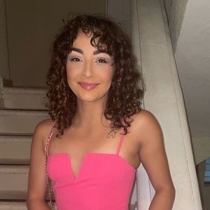 Meet your Posher, Kasandra